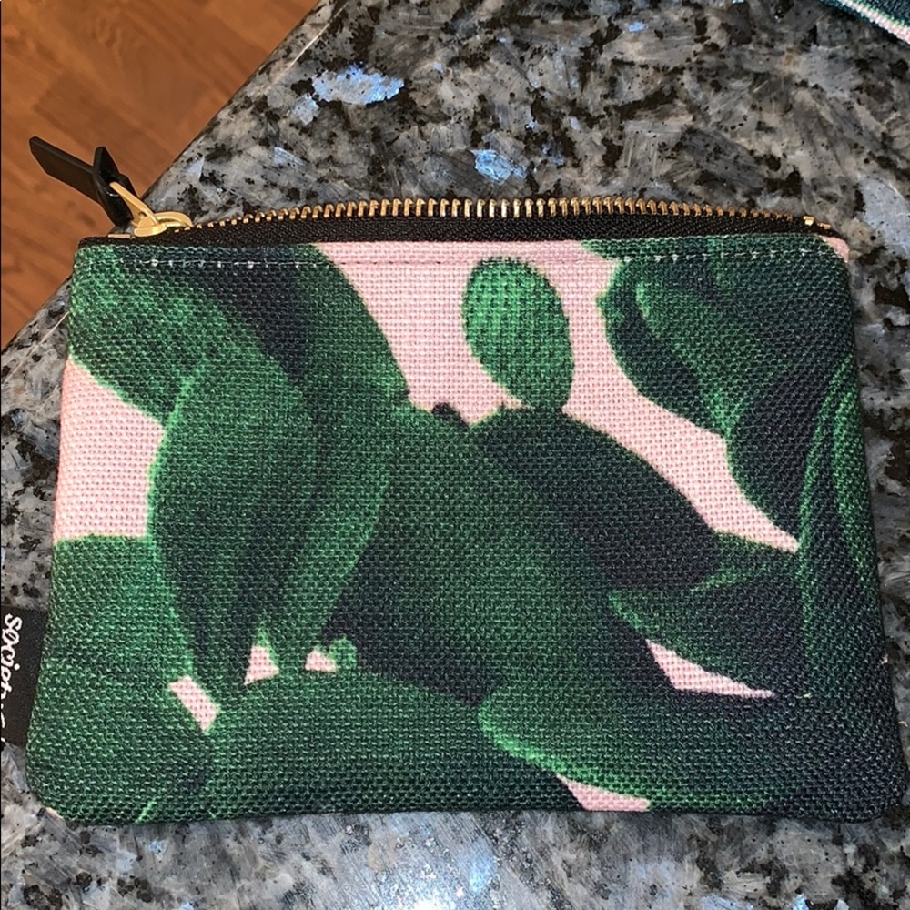 Tropical print mini zipper wristlet